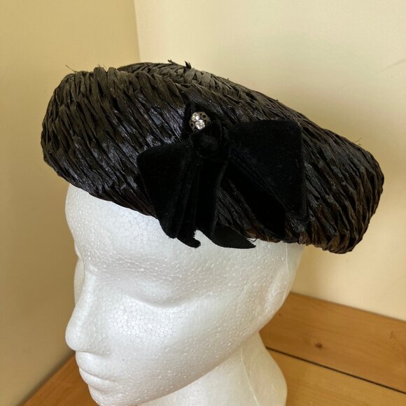 Black Raffia Pillbox Hat with Velvet Ribbon Vintage 1960s Women's Fashion Hat - Picture 2 of 8